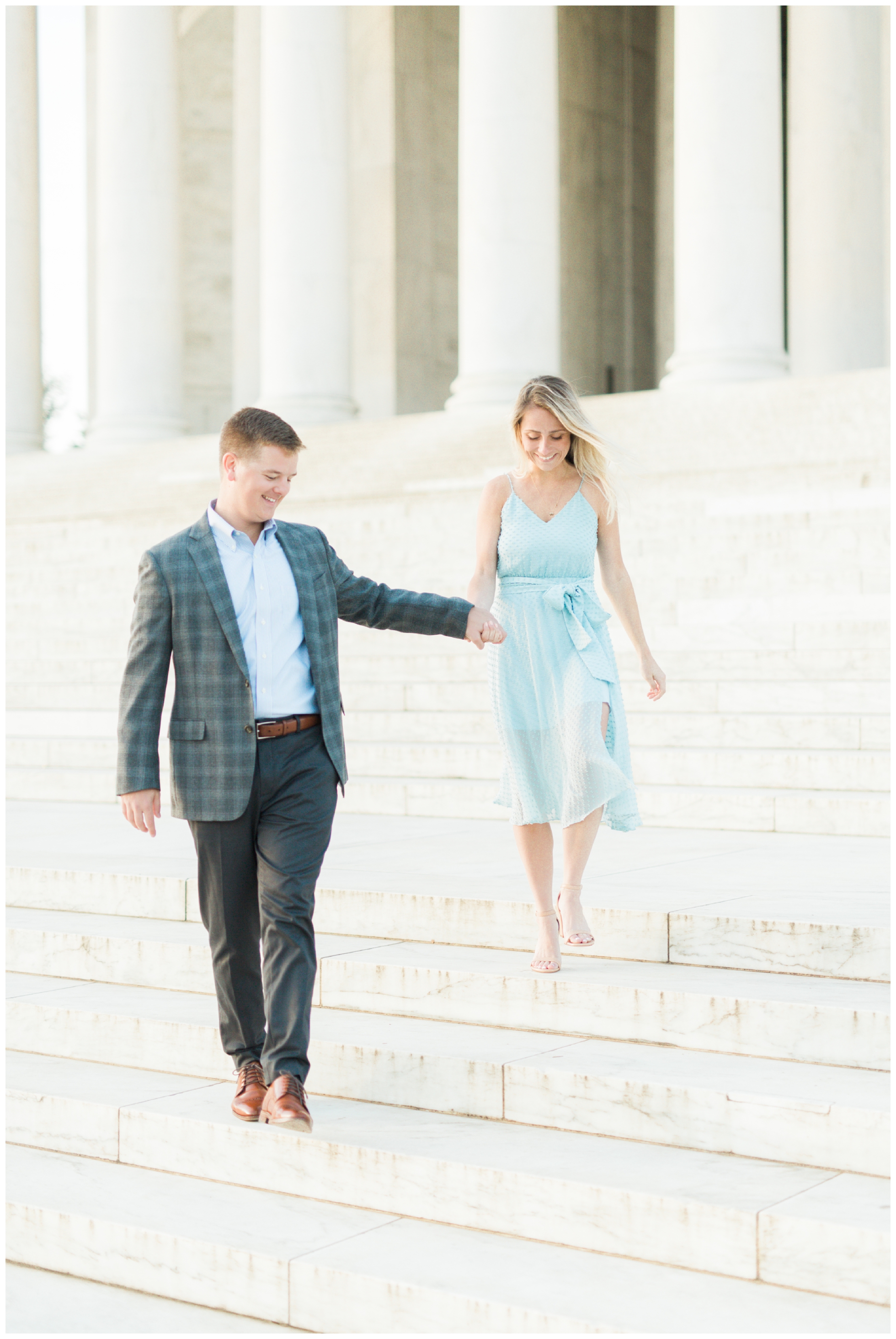 AnEngagement Session at the Jefferson Memorial