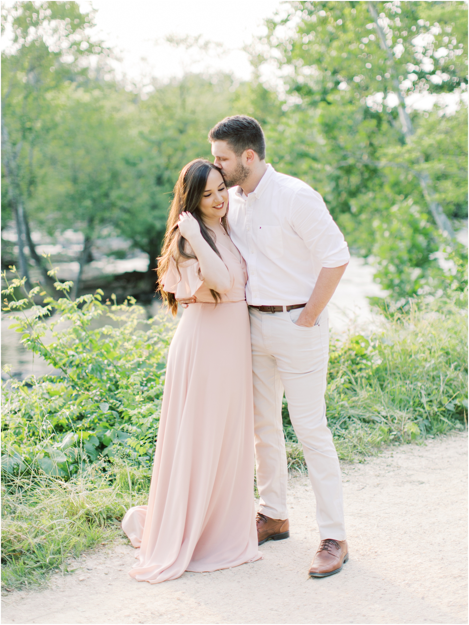 A Lush, Nature-filled Engagement Session at the Billy Goat Trail in Great Falls, MD 