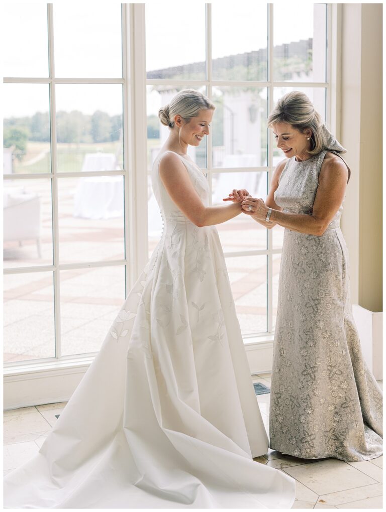 A Romantic Summer Wedding at The Congressional Country Club in Bethesda ...